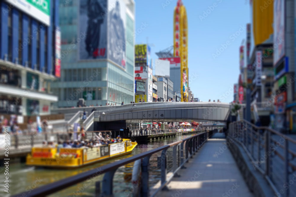 道頓堀(大阪)の清掃